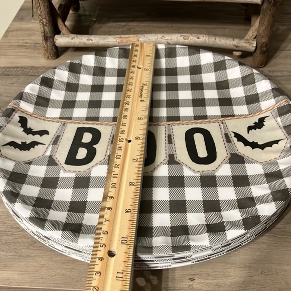 SHABBY CHIC PRE OWNED SET OF 8 BOO Black BUFFALO PLAID MELAMINE PAPER PLATES - Picture 12 of 16